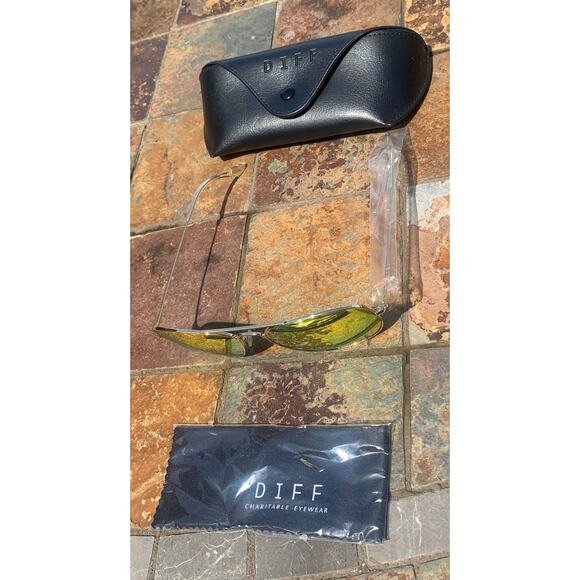 Diff  Sunset Mirror Polarized Sunglasses Unisex NEW - box & cleaning cloth - Picture 5 of 12